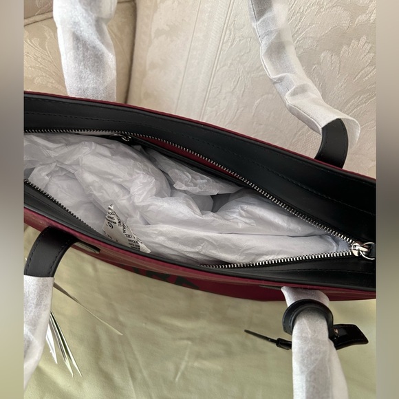 $1050 BURBERRY Small Burgundy ECONYL Logo Nylon Tote Shoulder Bag brand NWT - Picture 11 of 13